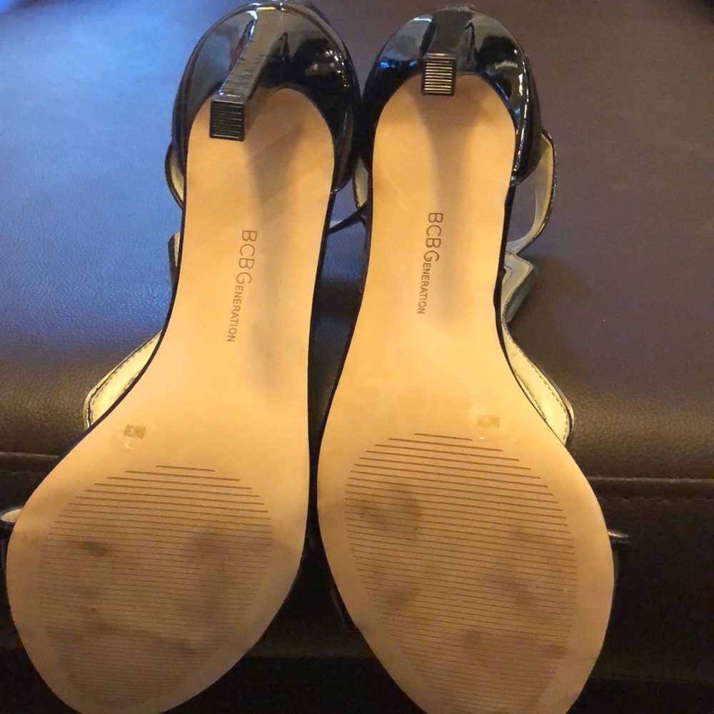 Shoes - Picture 5 of 5